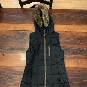 Women’s Eddie Bauer down vest. Size XS